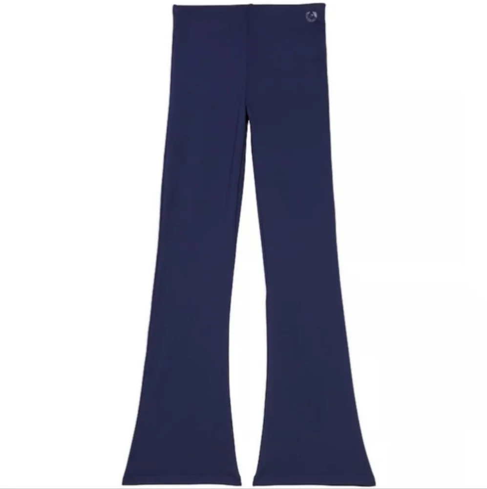 PINK Winter Legging Size Large NWT - Picture 1 of 10